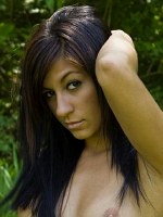 Raven Riley shows pink in nature
